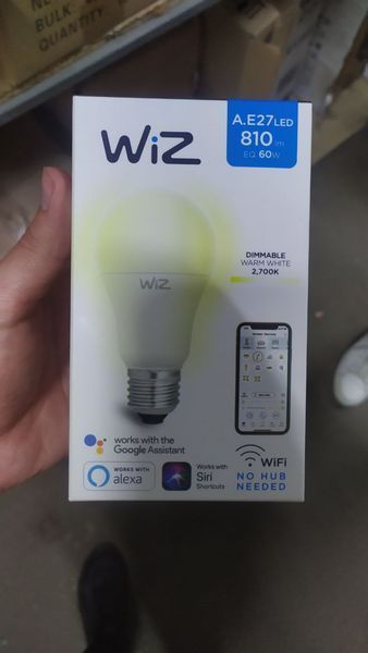Розумна лампочка WIZ Smart LED Wi-Fi A60 E27 WiZ60 DW F White 810 lm 2700 K 9 W (WZE20026011) WZE20026011 фото